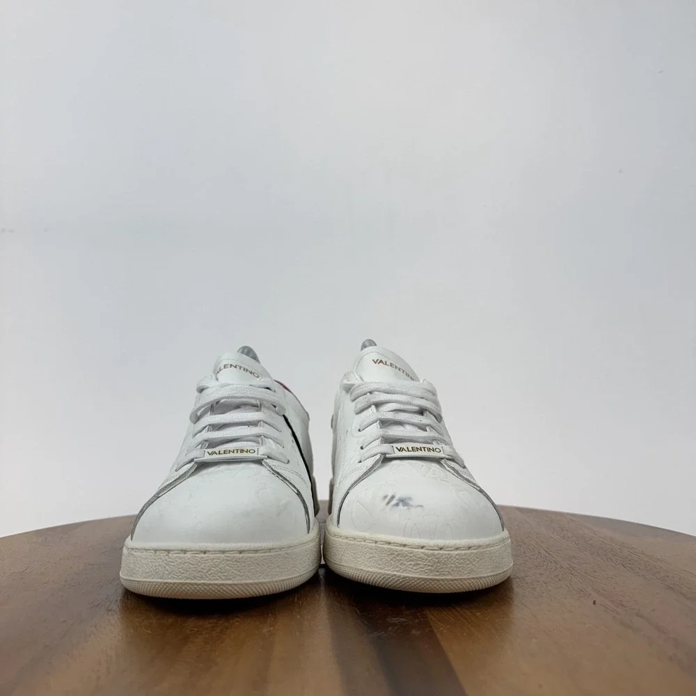 New Womens Valentino Sofia Vlogo White Pink Leather Low Sneakers Size 7.5 M NWOB